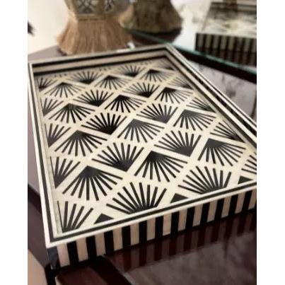swan-in-black-tray