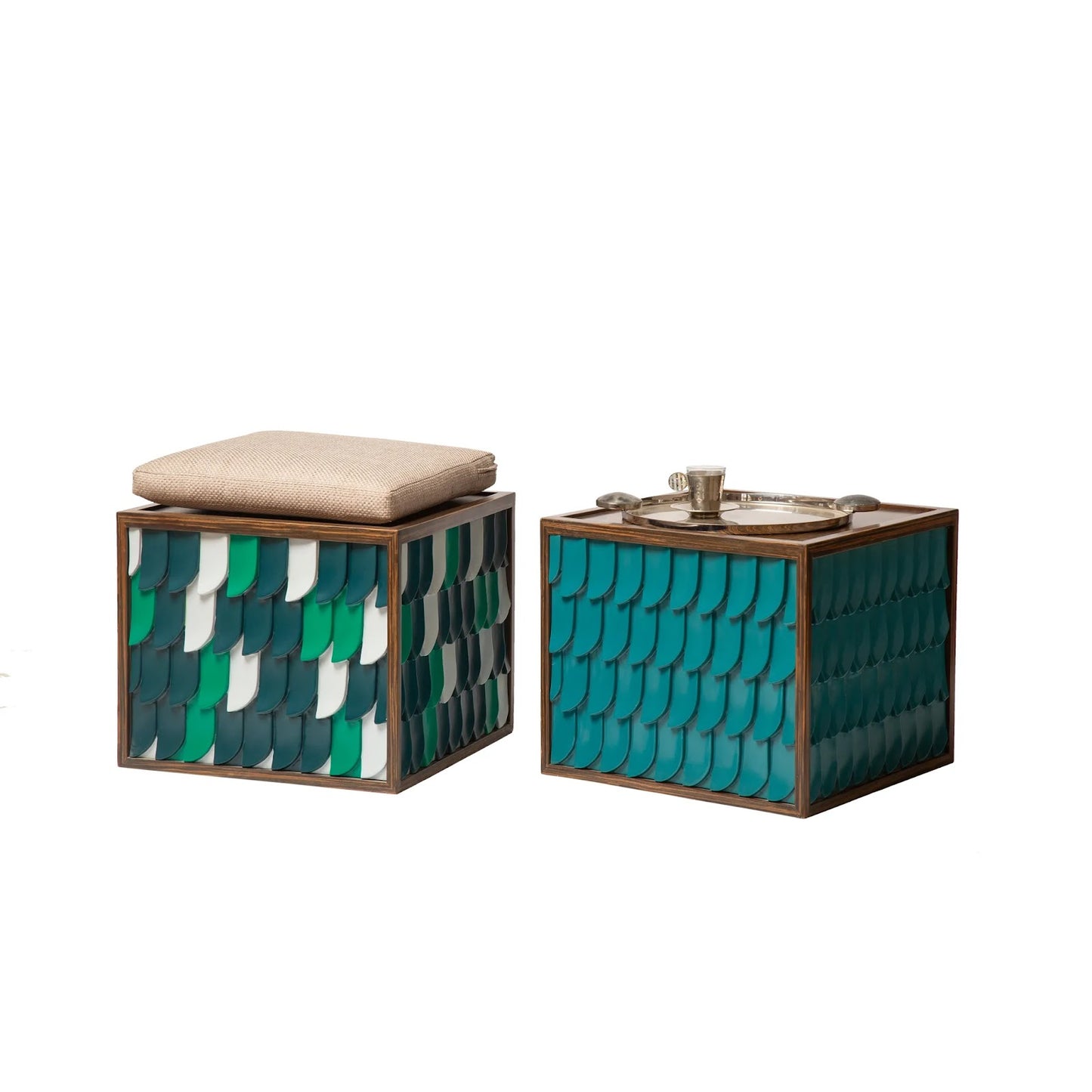 horus-wings-stool