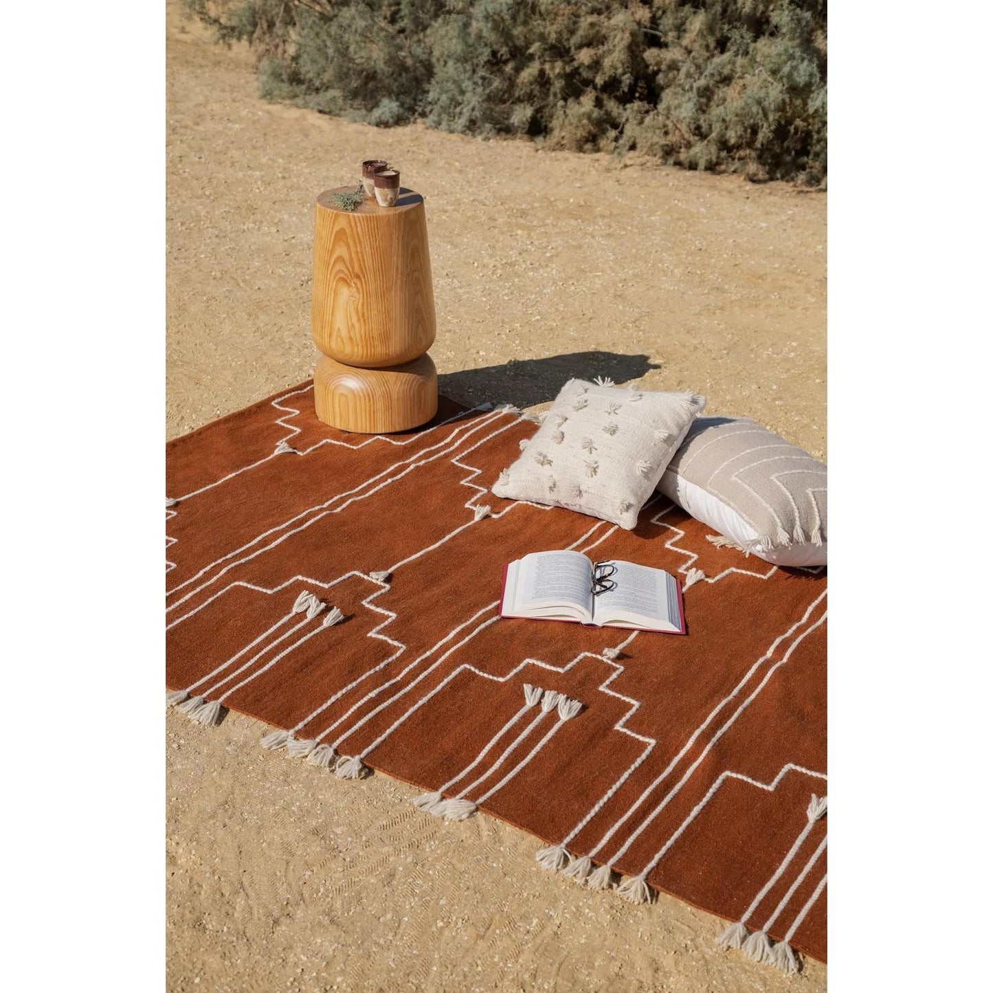 brown-drift-rug