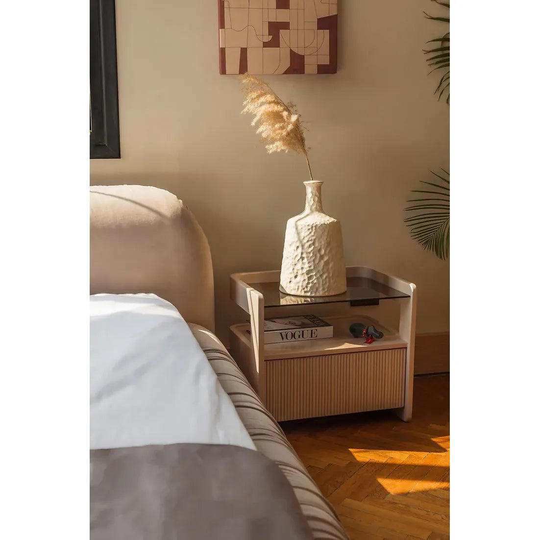 Condé Nightstand