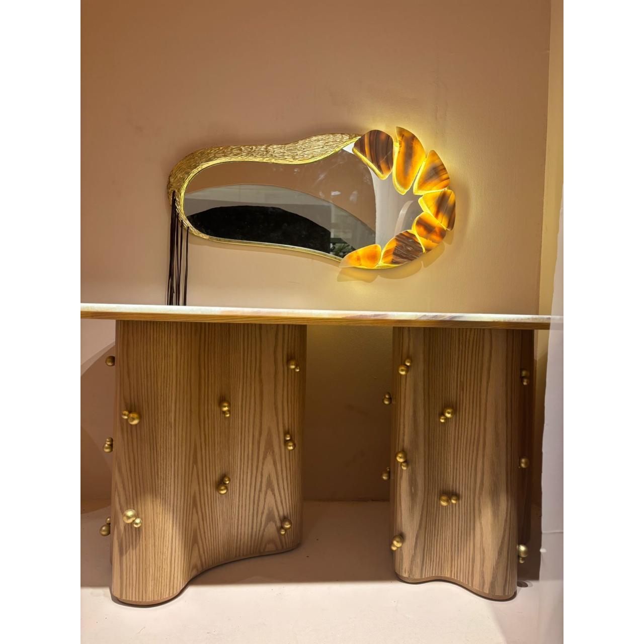 Pearl Dining Table