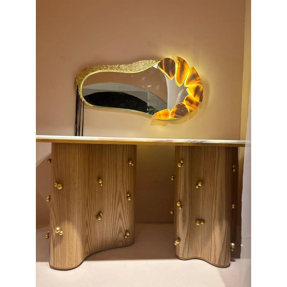 The Gem Mirror