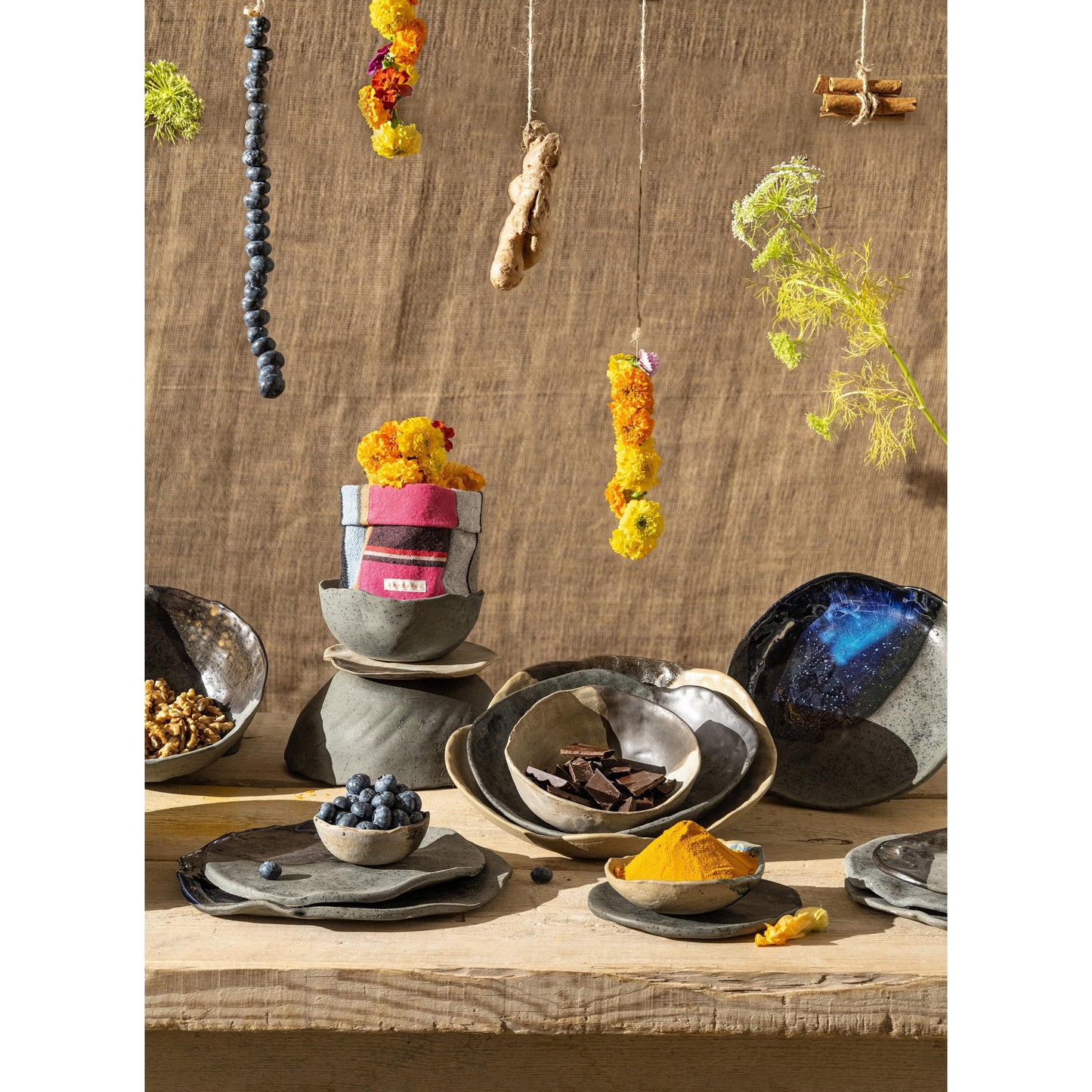Yoga Grey Bronze Deep Plate