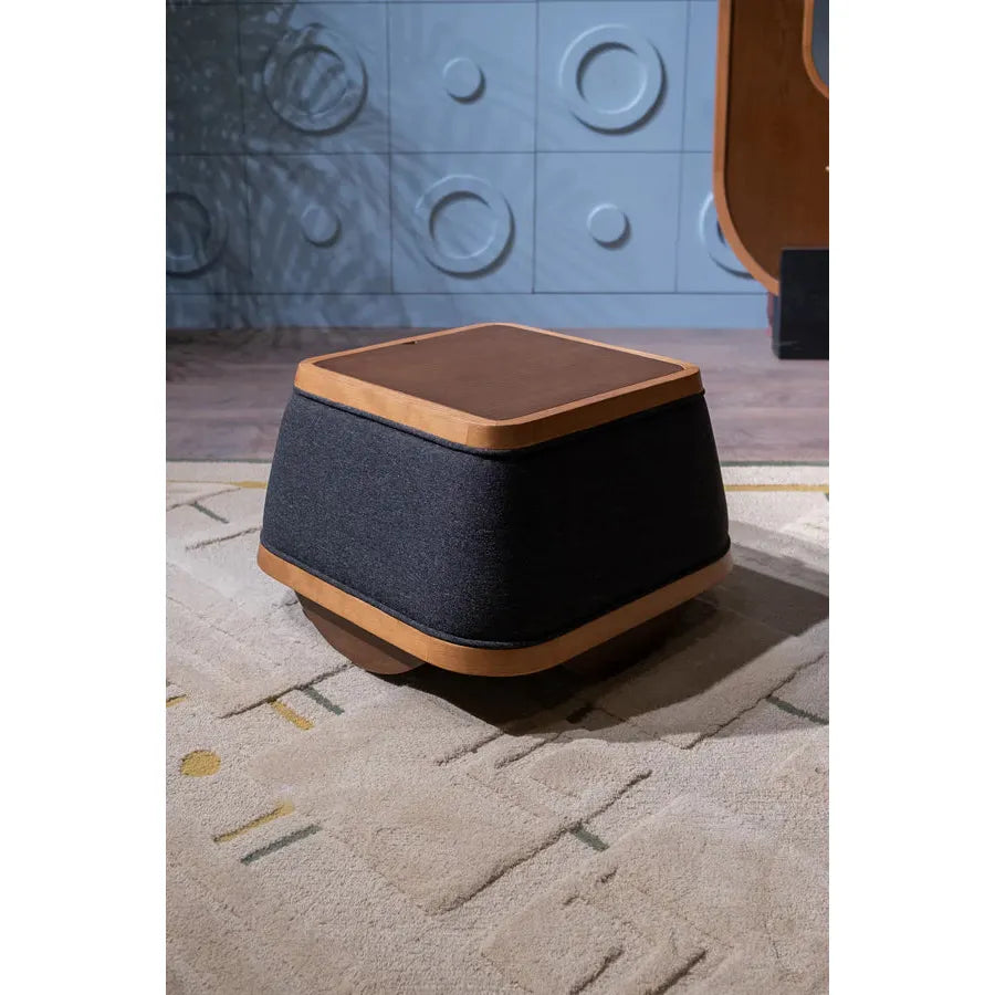 Soma Pouf