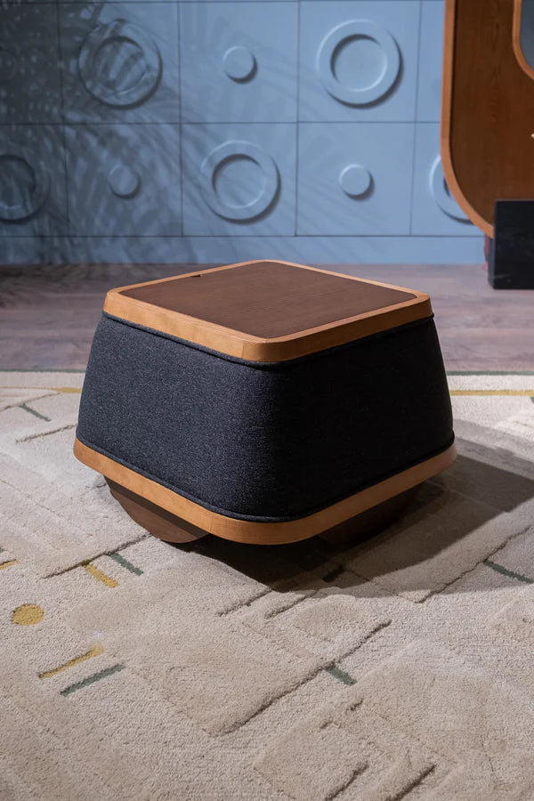 Soma Pouf