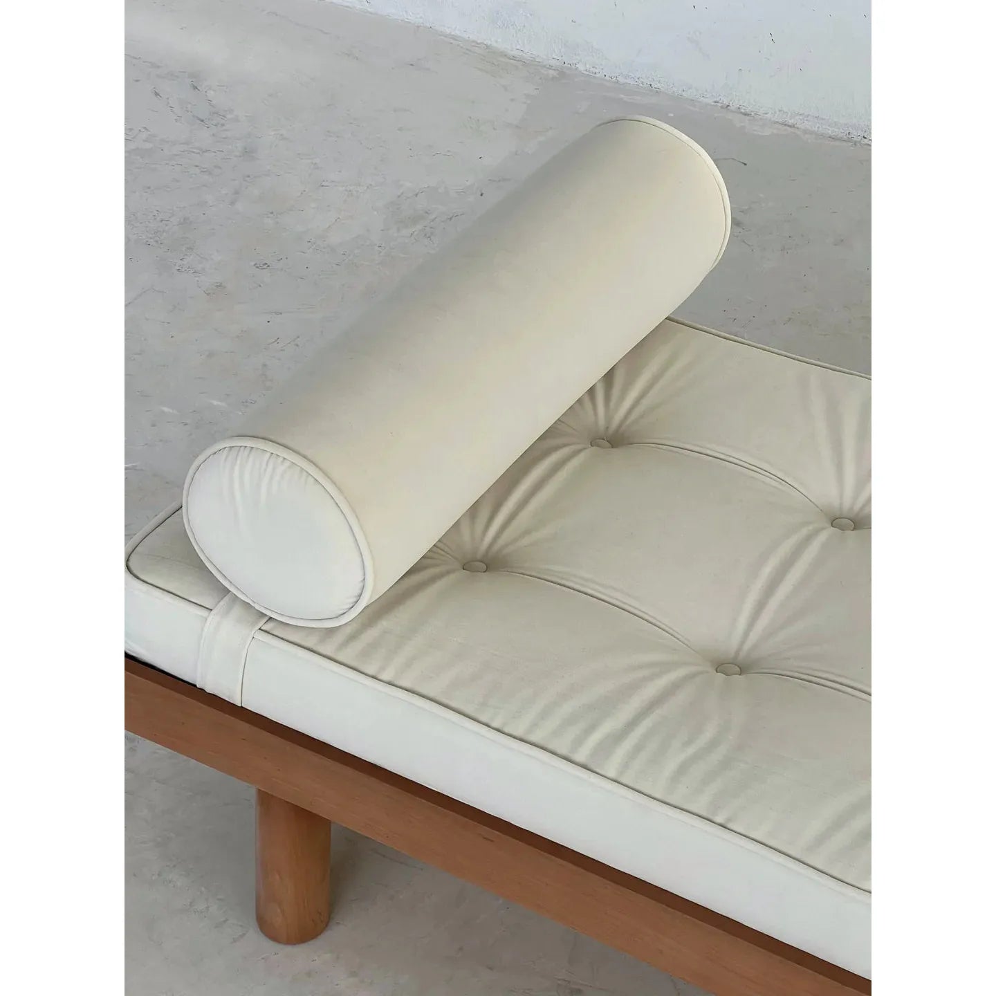 Oliver Bench