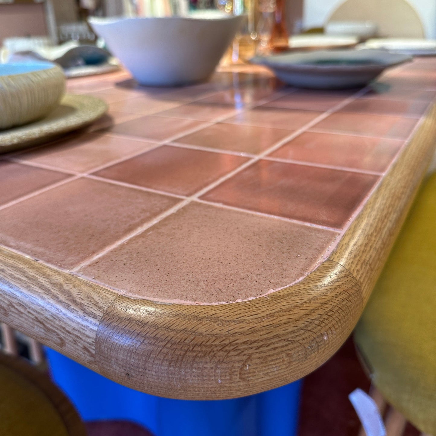 Cresta Dining Table