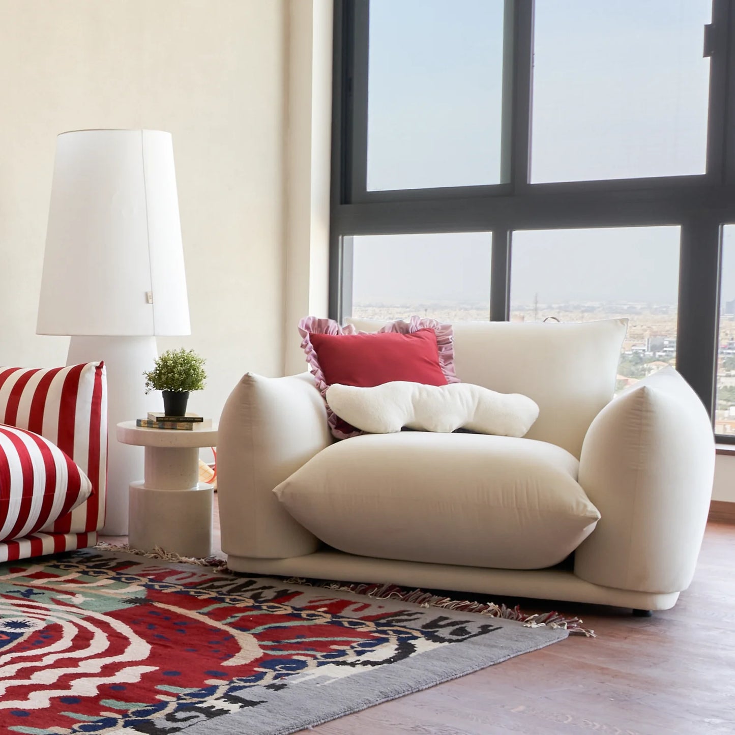 Tokio Armchair