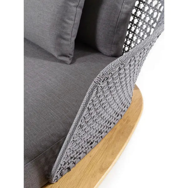 Hula Armchair