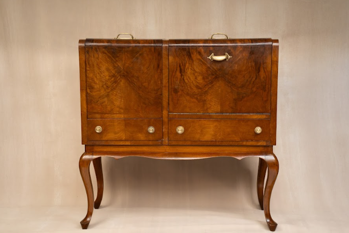 Bar & Cocktail Cabinet in Burl Wood with Lighting and Mirrored Interiors