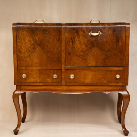 Bar & Cocktail Cabinet in Burl Wood with Lighting and Mirrored Interiors