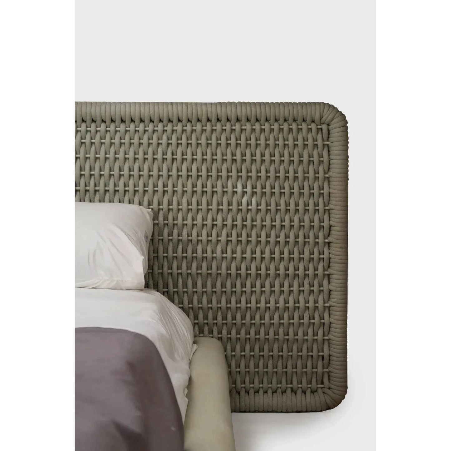 Woven Bed
