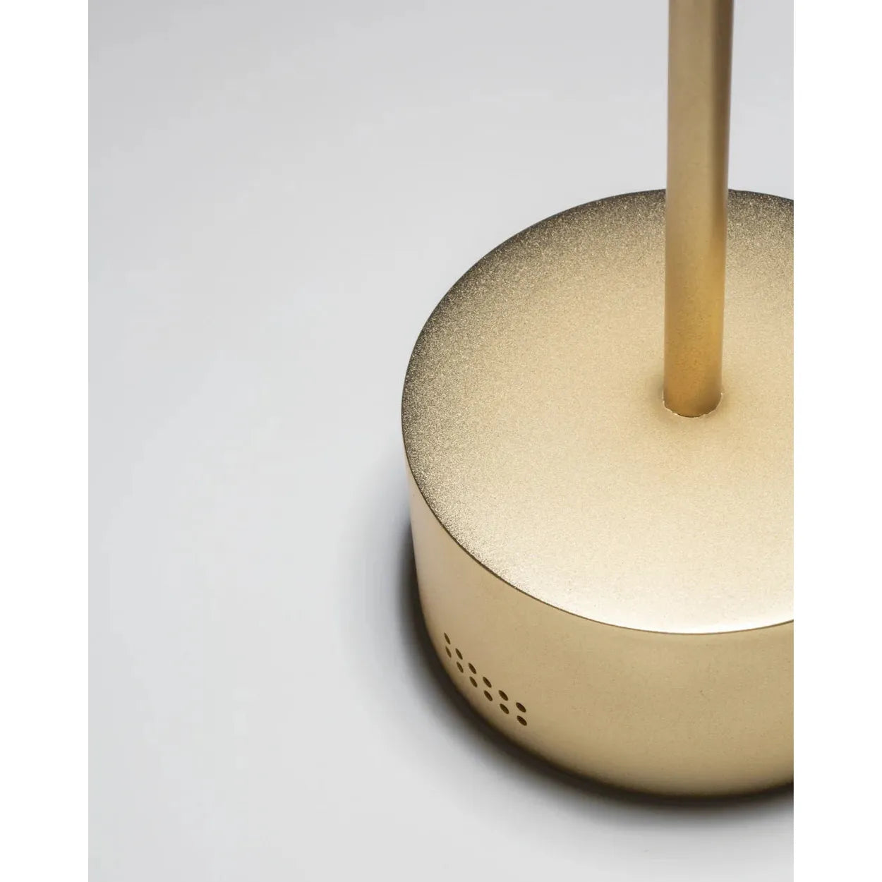 Slender Wireless - Table Lamp