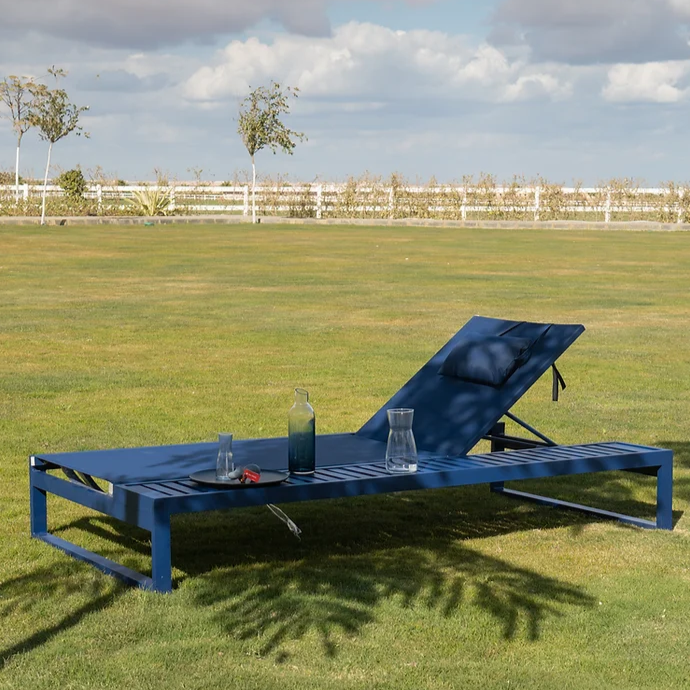 The Sol Lounger - CASA Designs- The Mob Collective The Sol Lounger - CASA Designs- The Mob Collective