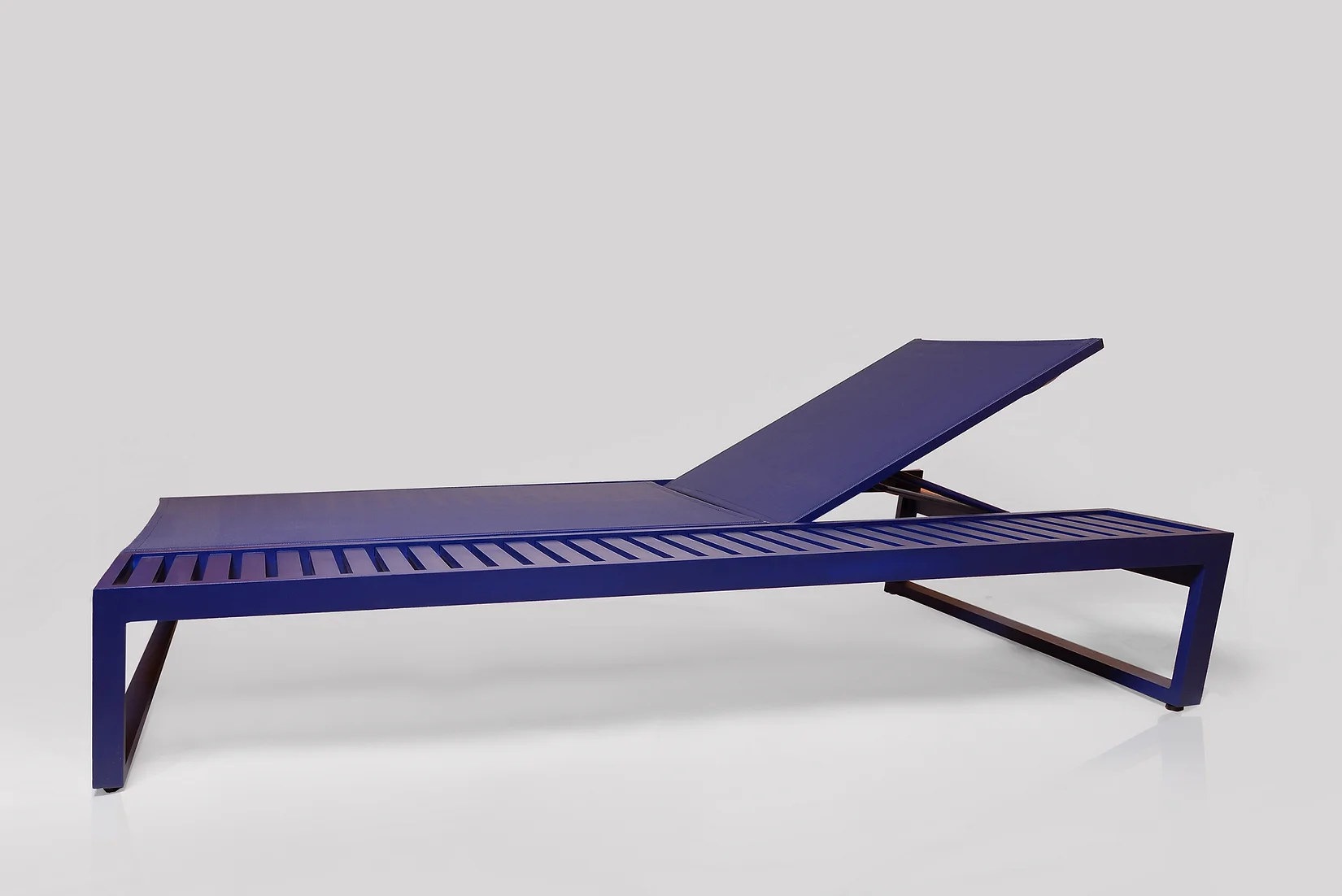 The Sol Lounger - CASA Designs- The Mob Collective The Sol Lounger - CASA Designs- The Mob Collective