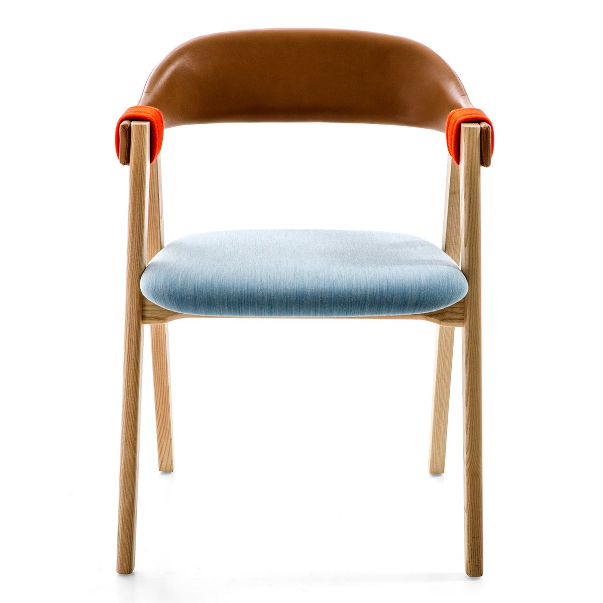 DC070 - Chairs&Co.- The Mob Collective DC070 - Chairs&Co.- The Mob Collective