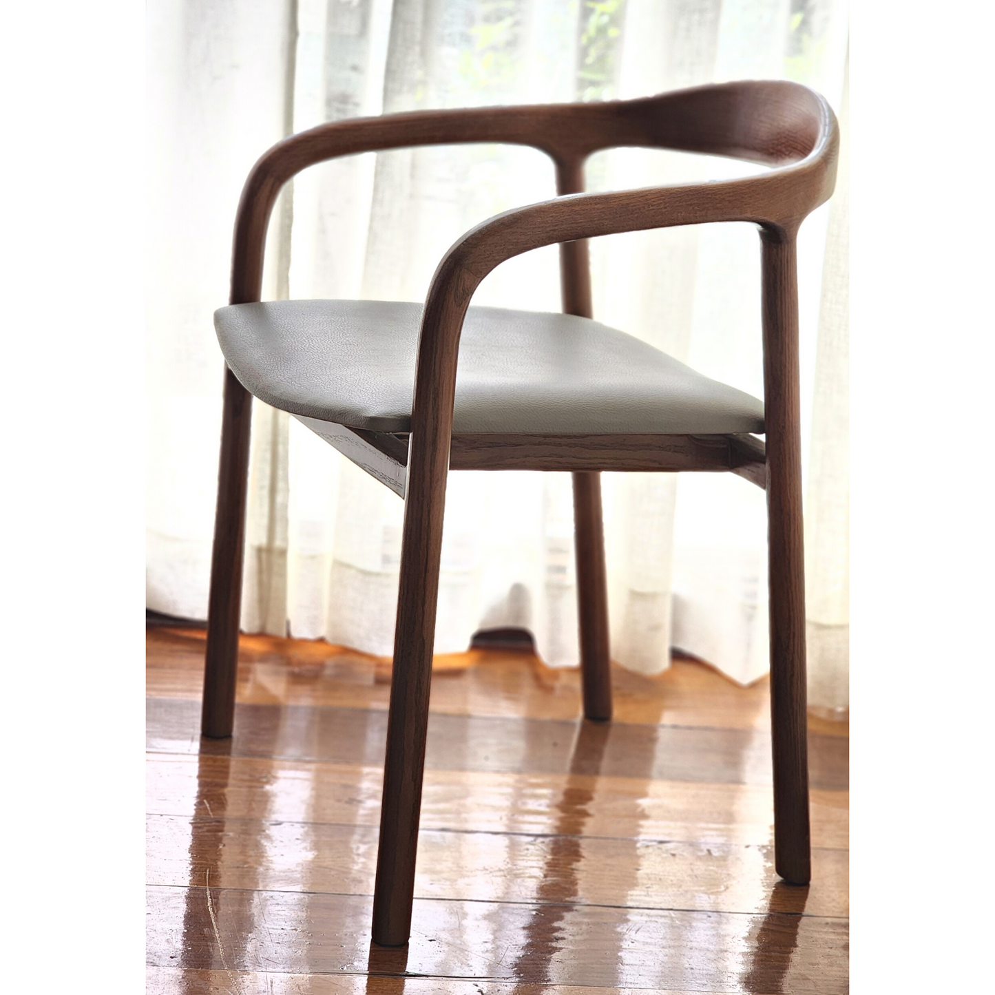 Neva Armchair - SALA- The Mob Collective