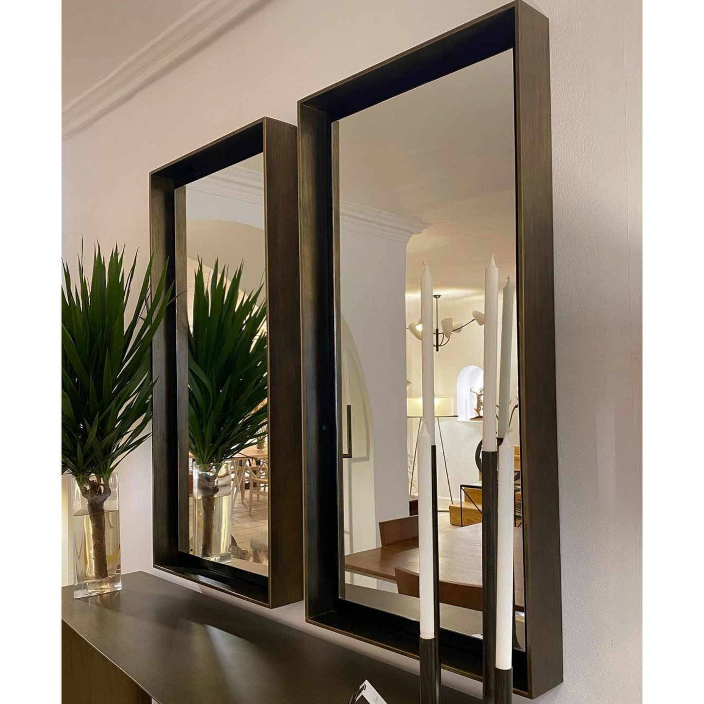 Twin Mirrors - Ultra Design- The Mob Collective
