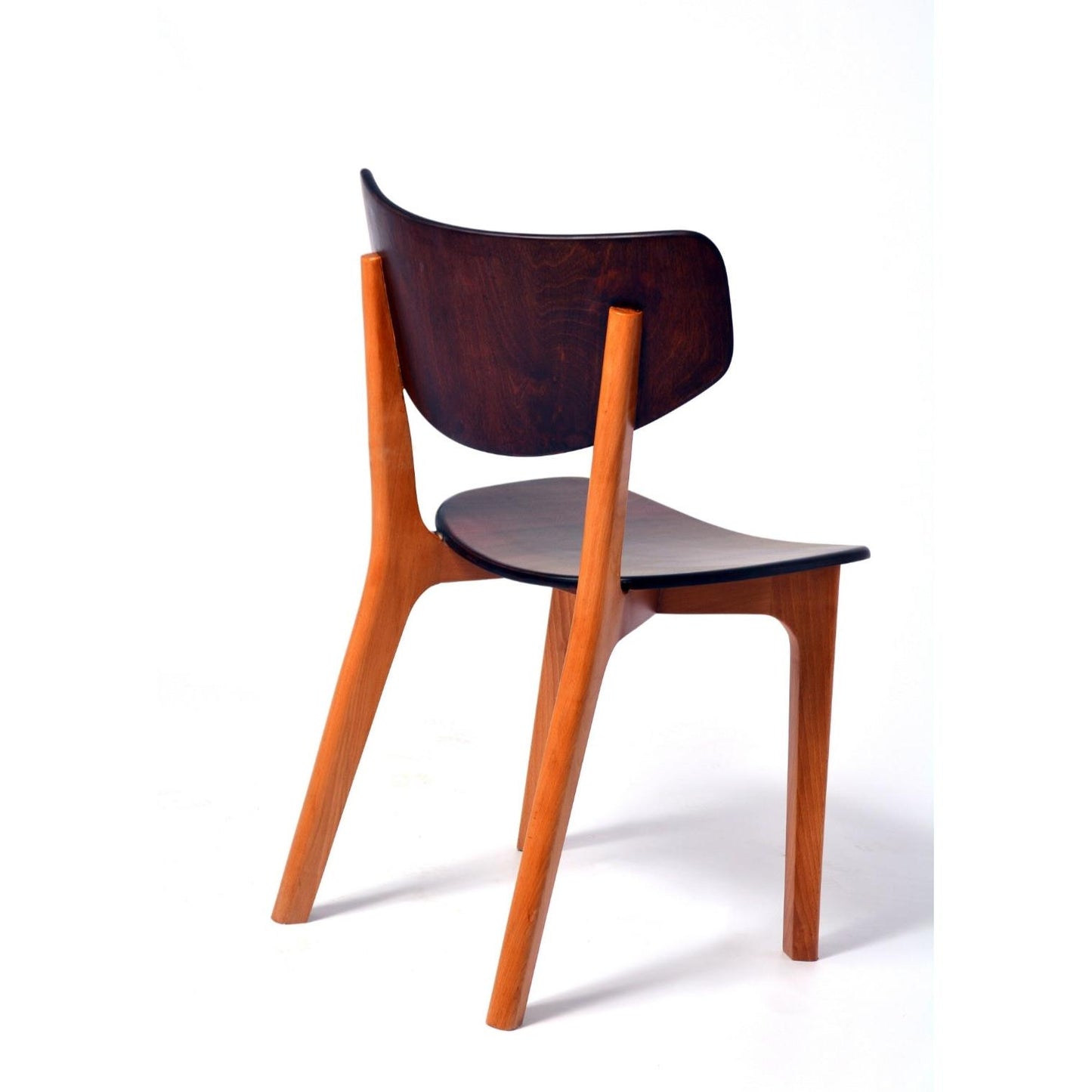 Curvy Chair - Ark Design- The Mob Collective