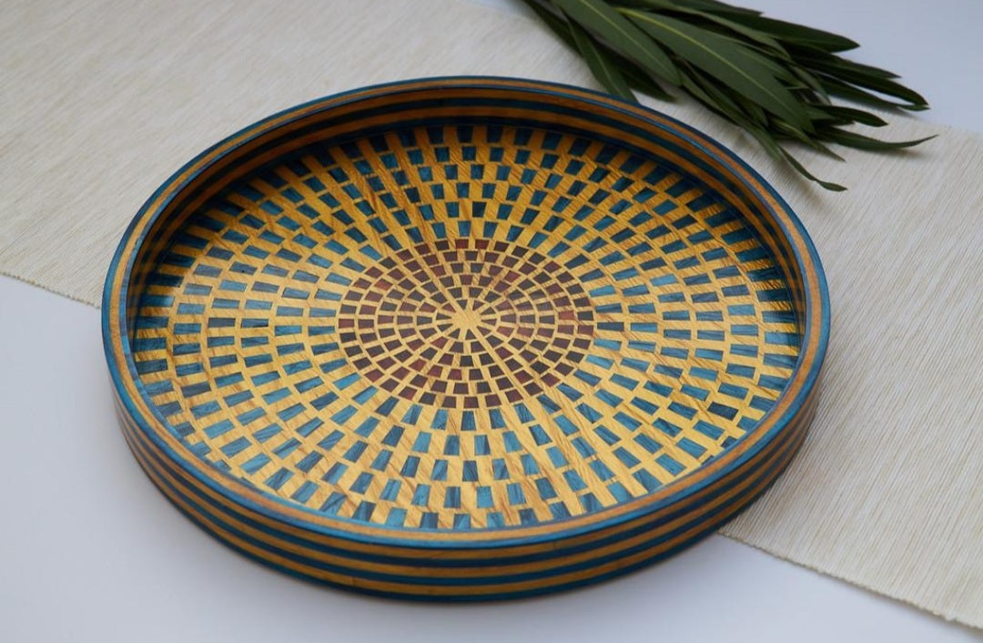 The Bold Round Tray - Rofoof- The Mob Collective The Bold Round Tray - Rofoof- The Mob Collective