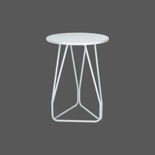 Stratto – Sculptural Metal Side Table