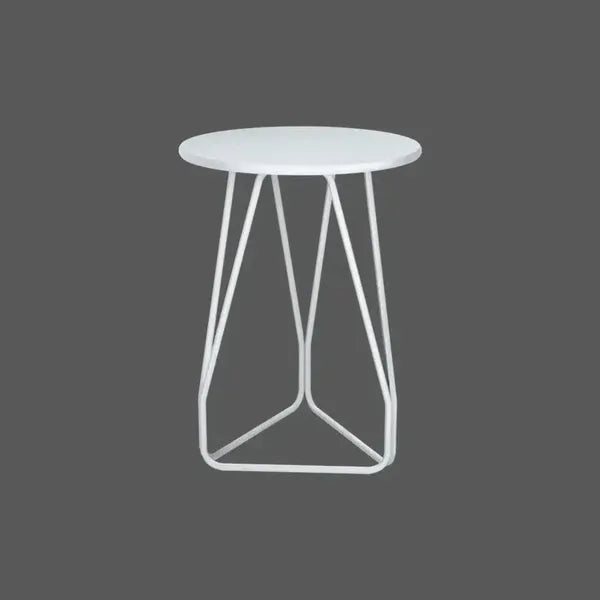 Stratto – Sculptural Metal Side Table