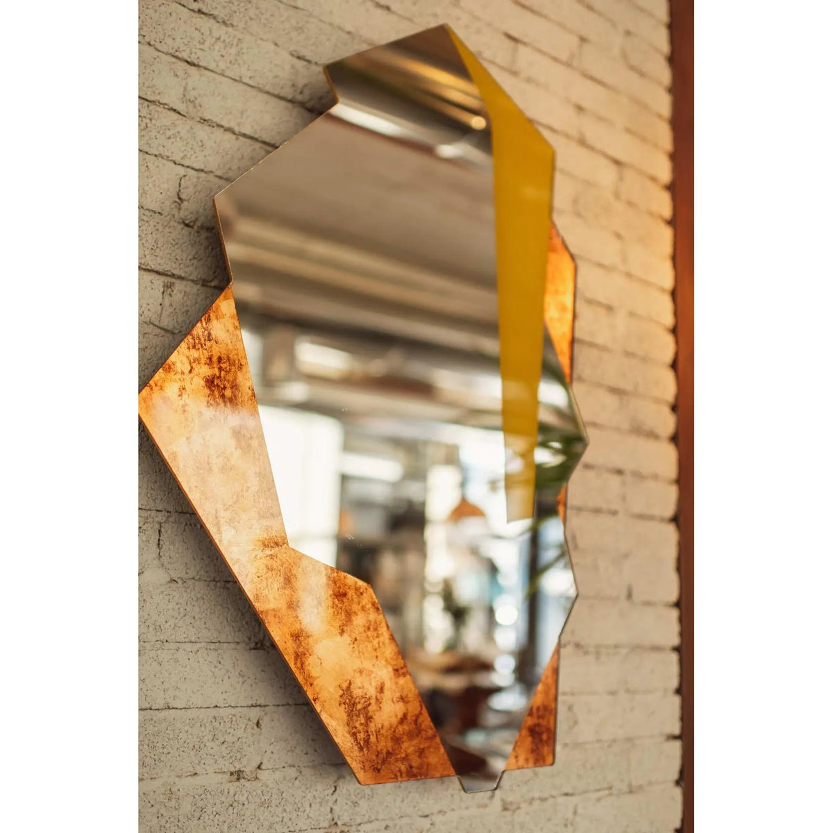 Edgy Mirror - Mahally- The Mob Collective
