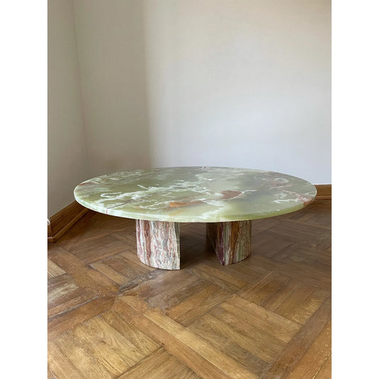 The Onyx Table - Ami- The Mob Collective