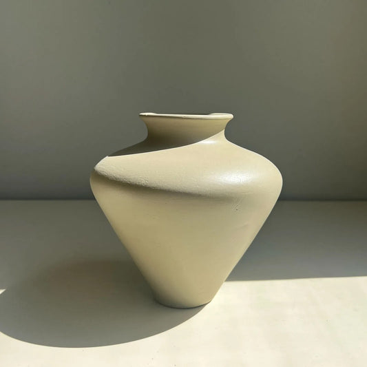 asian-vase