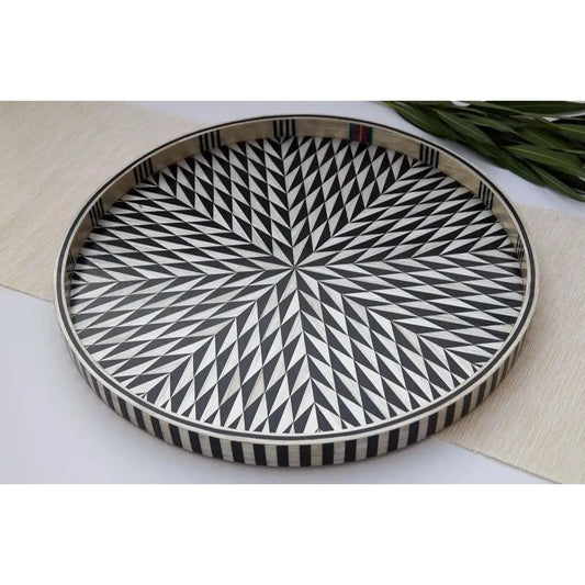 black-white-tray