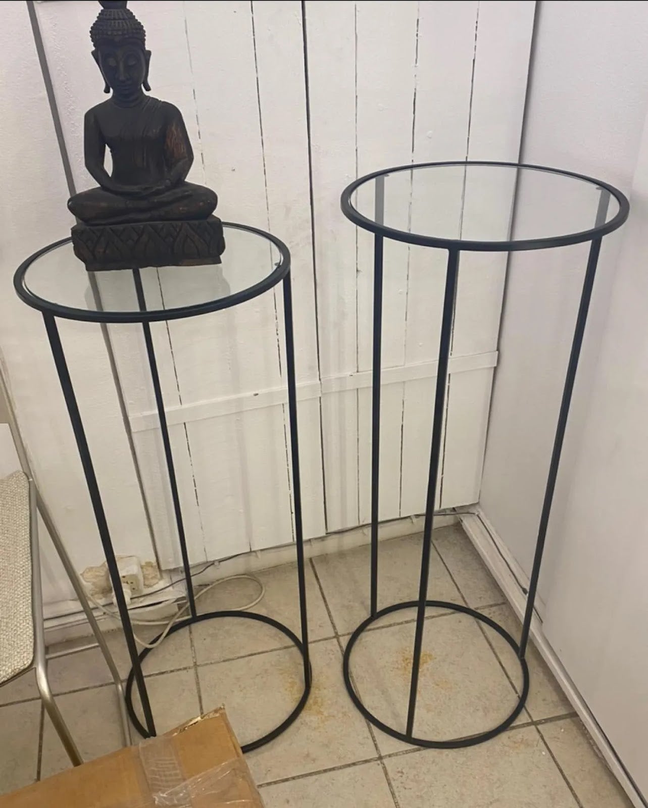 leger-pedestal