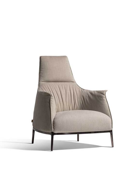 Cavallo Armchair