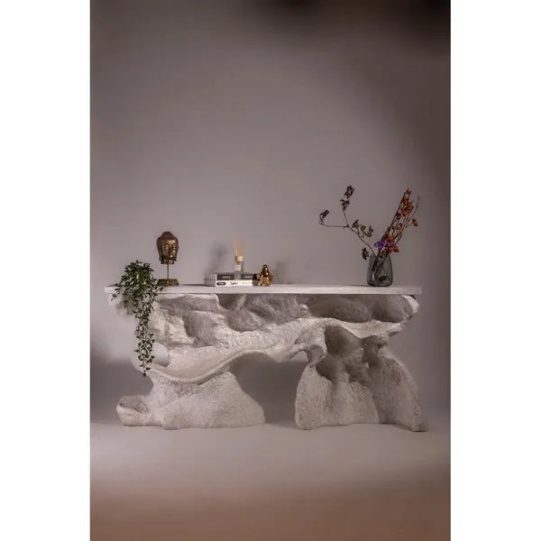 The Incredible Flow Console - August- The Mob Collective