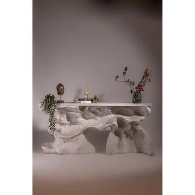 The Incredible Flow Console - August- The Mob Collective