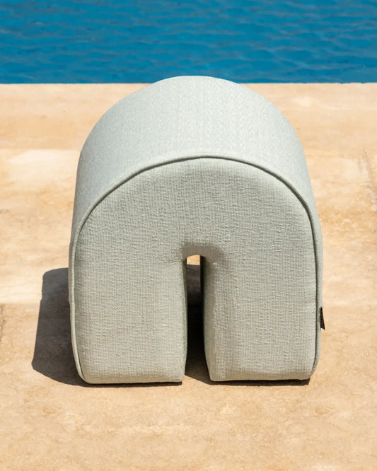 Saddle Pouf