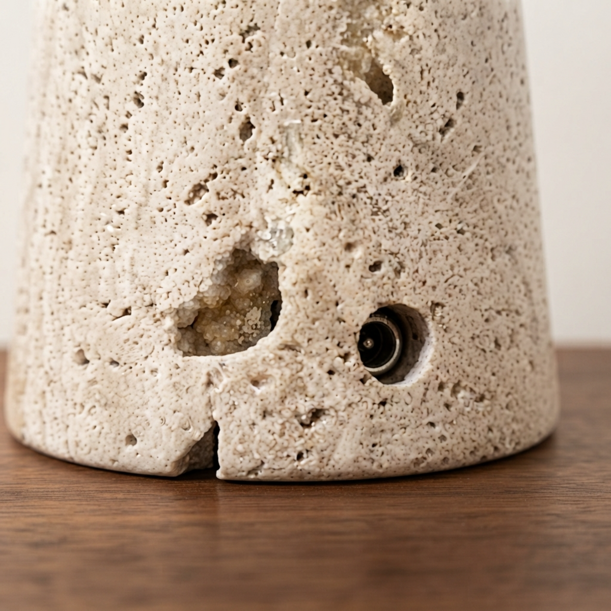 Alara Table lamp