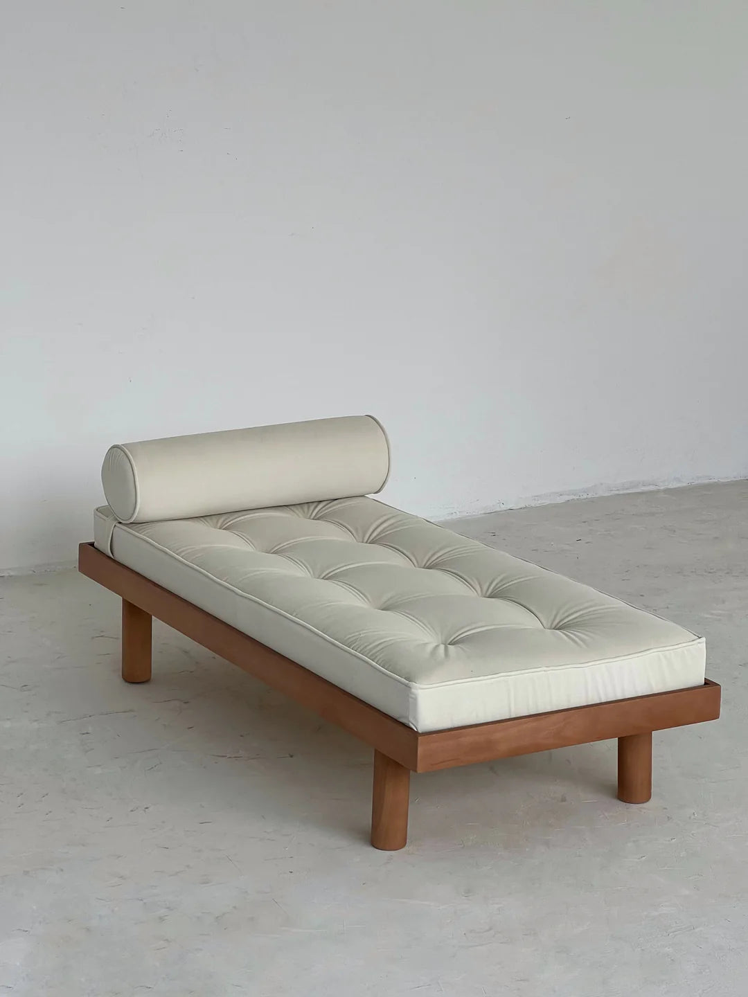 Oliver Bench