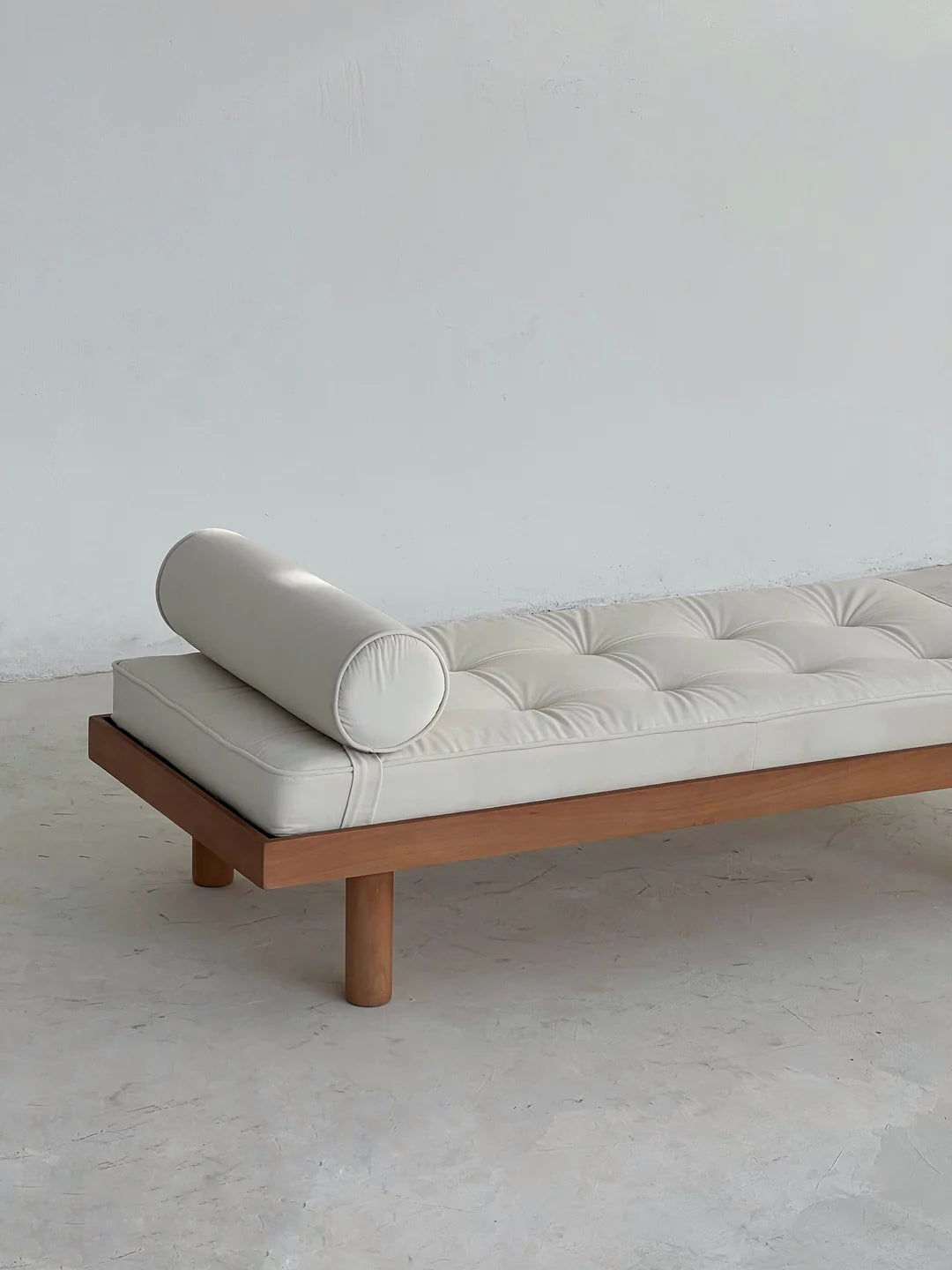Oliver Bench