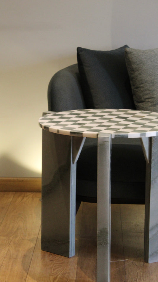 CHEQ’D Side table