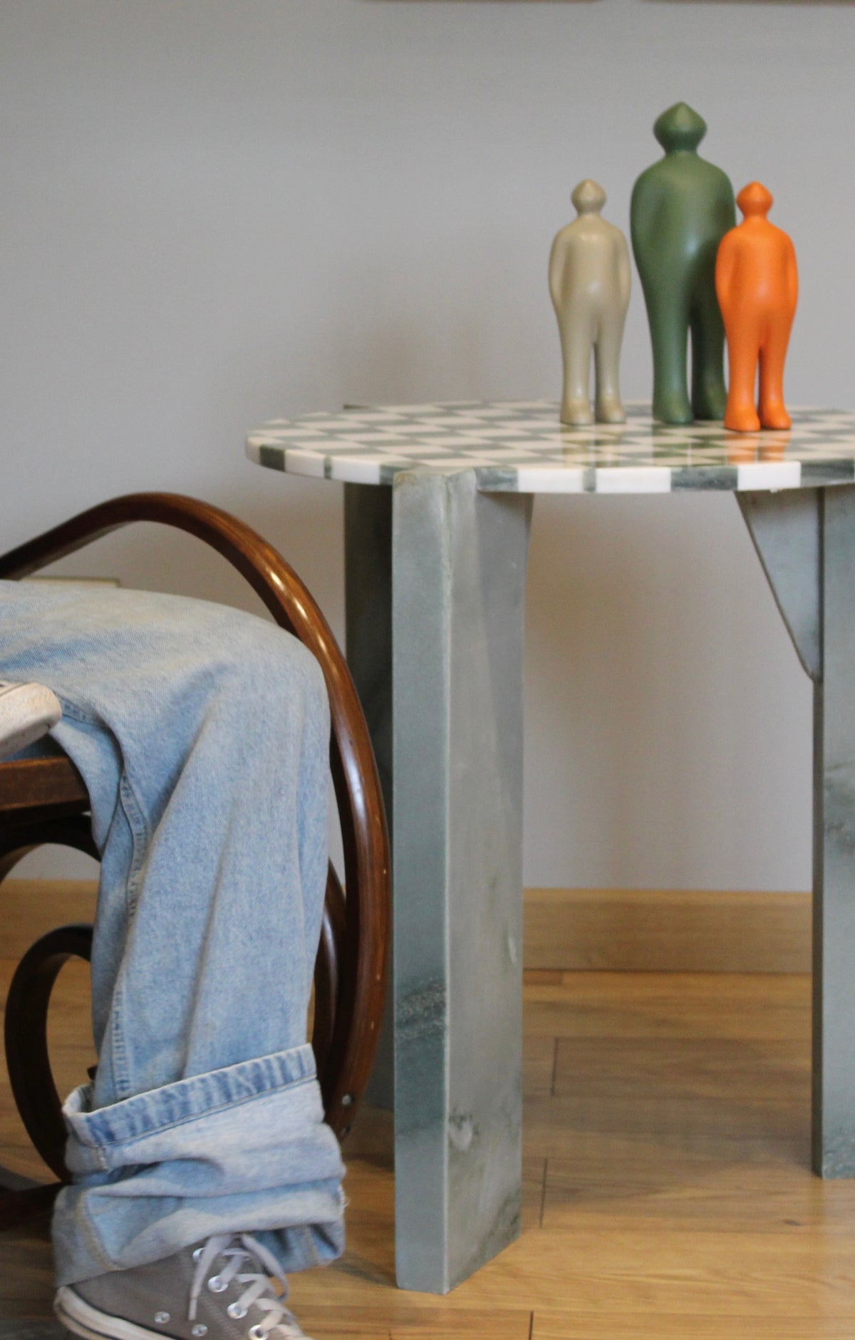 CHEQ’D Side table