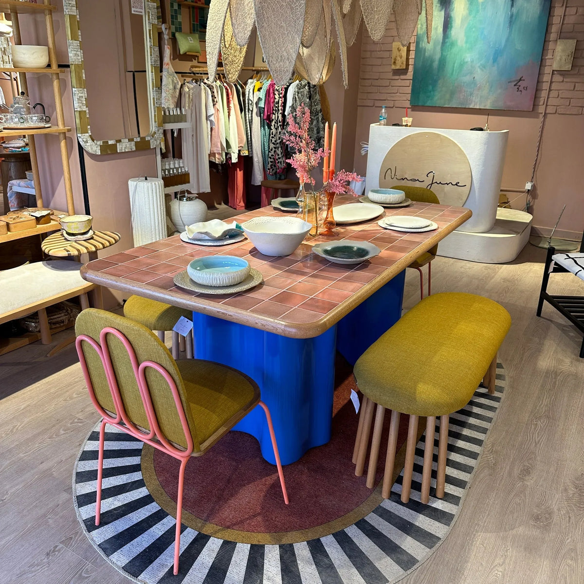 Cresta Dining Table