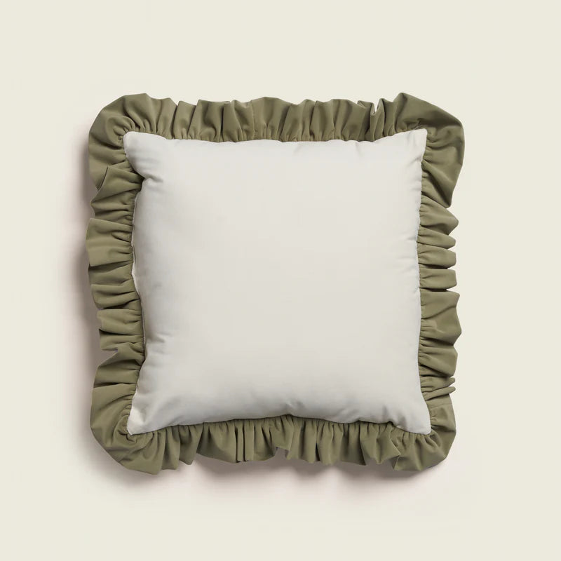 Lilly in Off-White Cushion