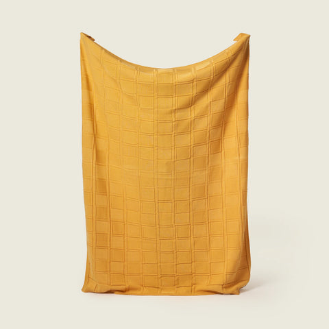 Huggy in Mustard
