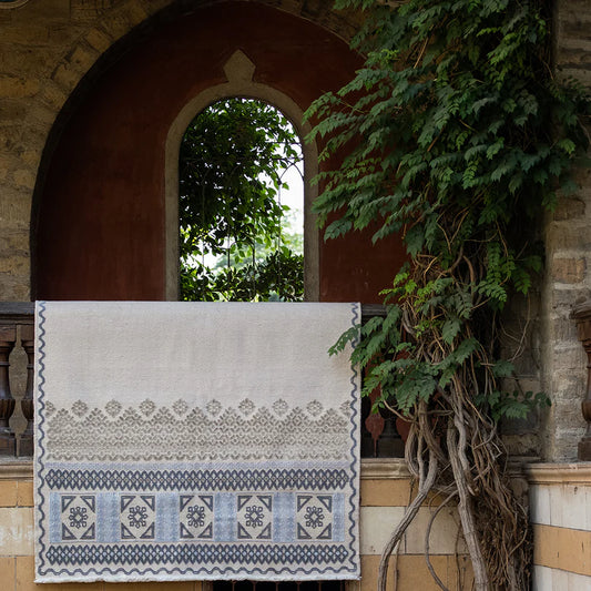 Lattice Hand-knotted Carpet