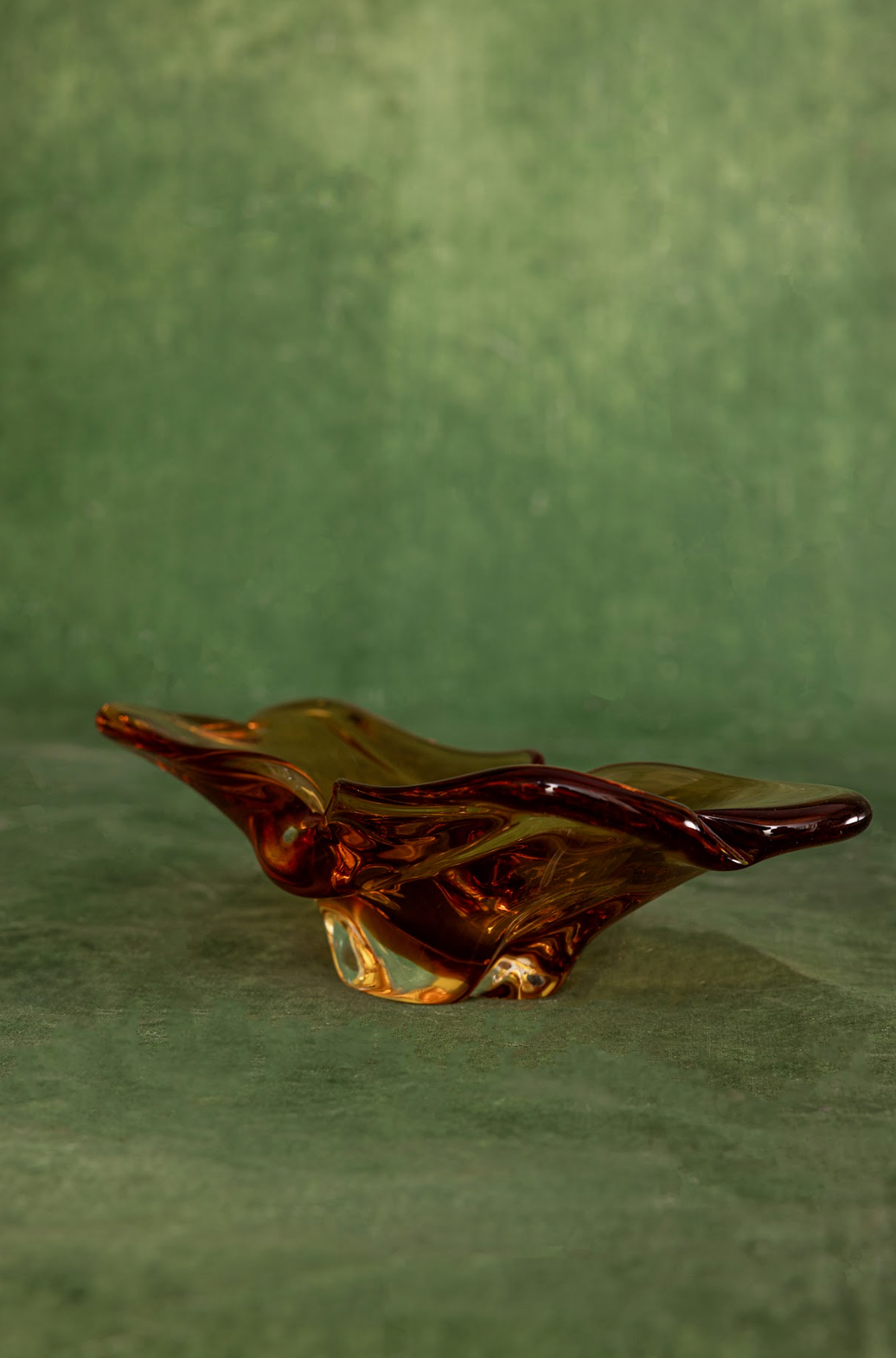 Chalet Murano Glass Freeform Ashtray in Amber and Clear Clover