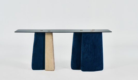 Aurea Console