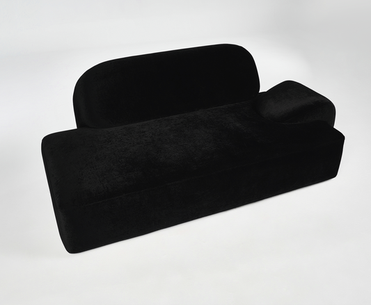 Ari Chaise Lounge
