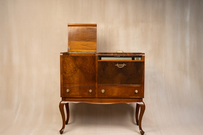 Bar & Cocktail Cabinet in Burl Wood with Lighting and Mirrored Interiors