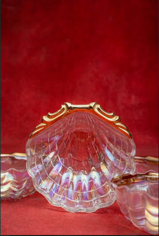 Iridescent White Carnival Seashell/Clam Plate - Set Of Four