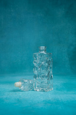70's glass carafe, airtight stopper, round shape